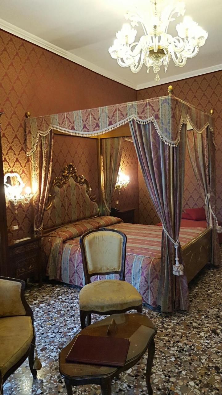 Casa Pisani Canal Venecia Exterior foto